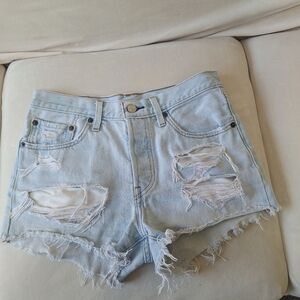 Levi's 501 Distressed button fly Raw  Hem Denim Shorts Sz 26